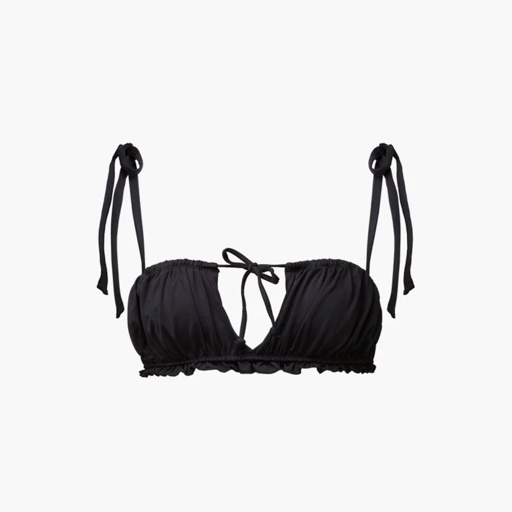 WeWoreWhat RUCHED RUFFLE BIKINI TOP in Solid Black
